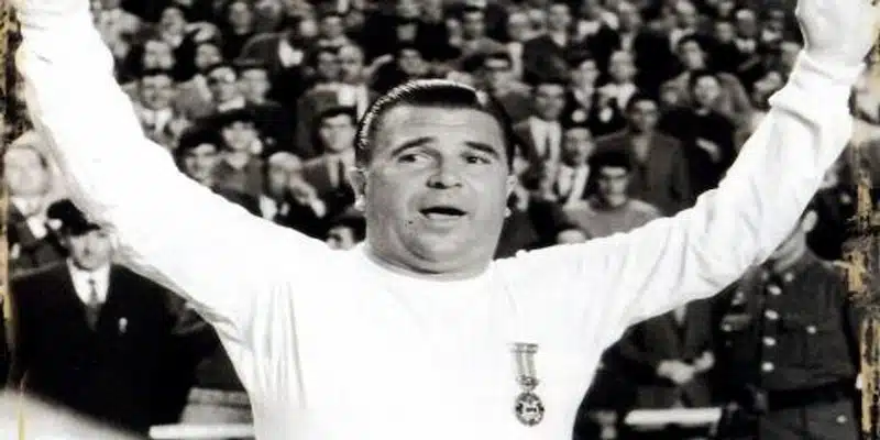 Chân dung huyền thoại Ferenc Puskas