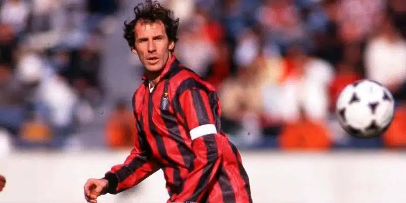 Tiểu sử cầu thủ Franco Baresi